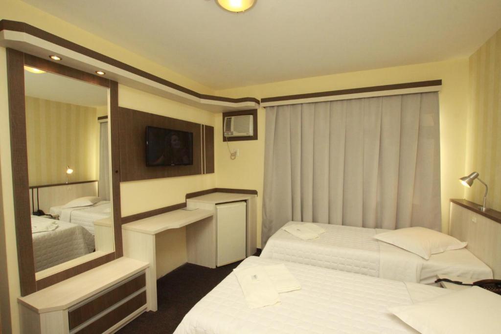 Hotel Blumenau - Balneário Camboriú Habitación foto